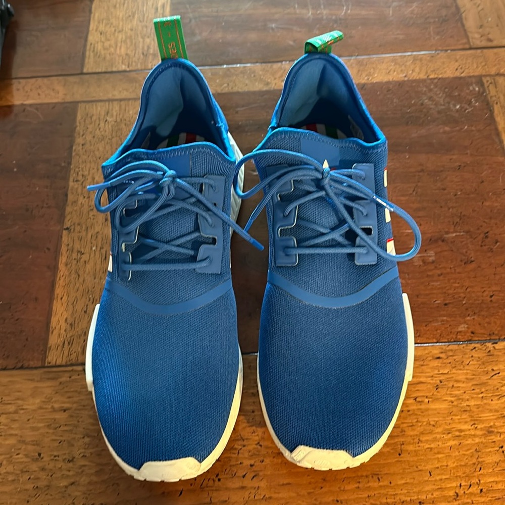 Adidas NMD R1 Shoes men’s 13 in great condition